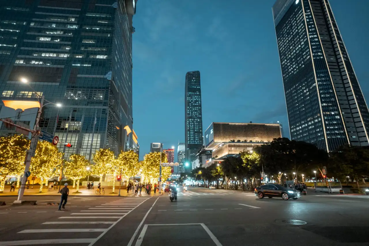 常德代取代办服务选择指南：跑腿平台与自送模式的成本对比