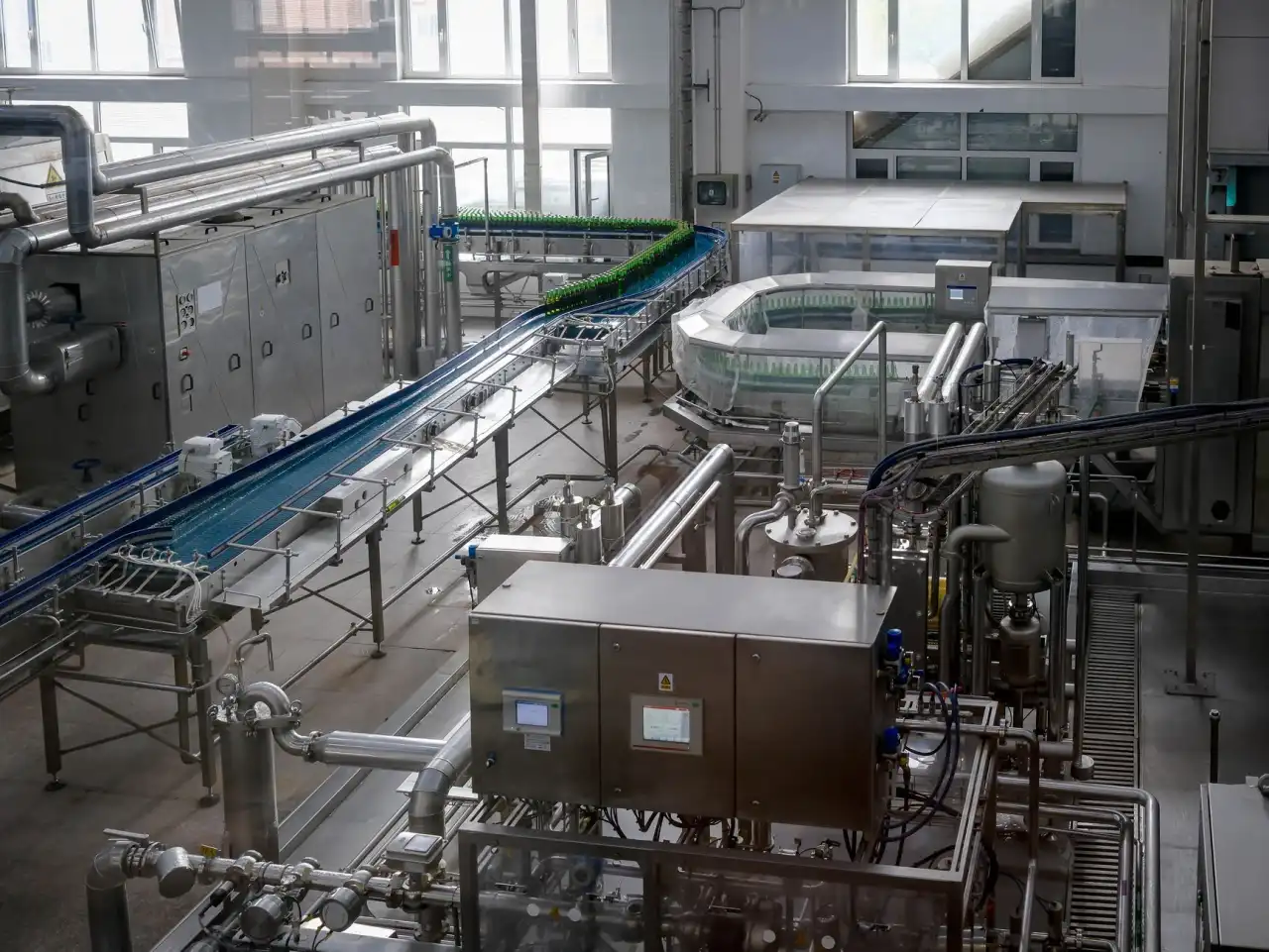 常德跑腿服务时效对比：飞跑跑腿同城配送效率解析