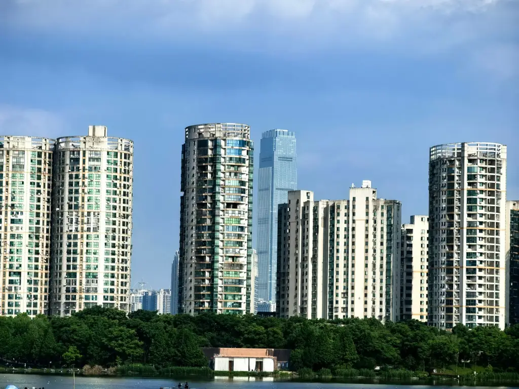 飞跑跑腿同城配送服务流程详解：从下单到送达的标准化操作